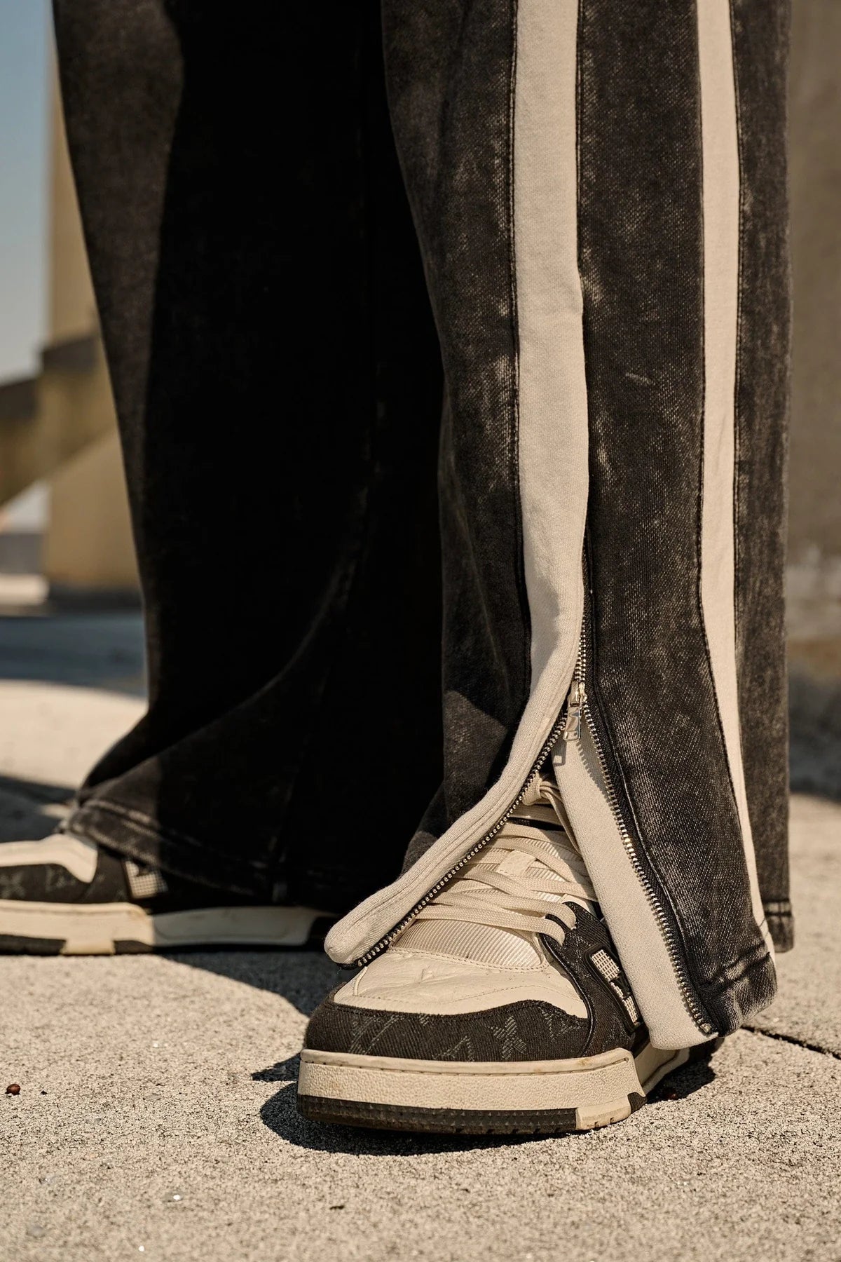 2146 - CLASSIC STRIPE SWEATS
