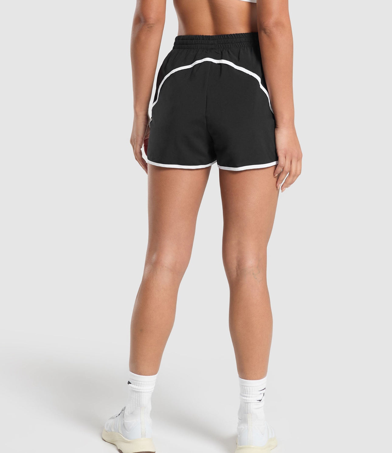 Training Contrast Loose Shorts 2.5" - Black