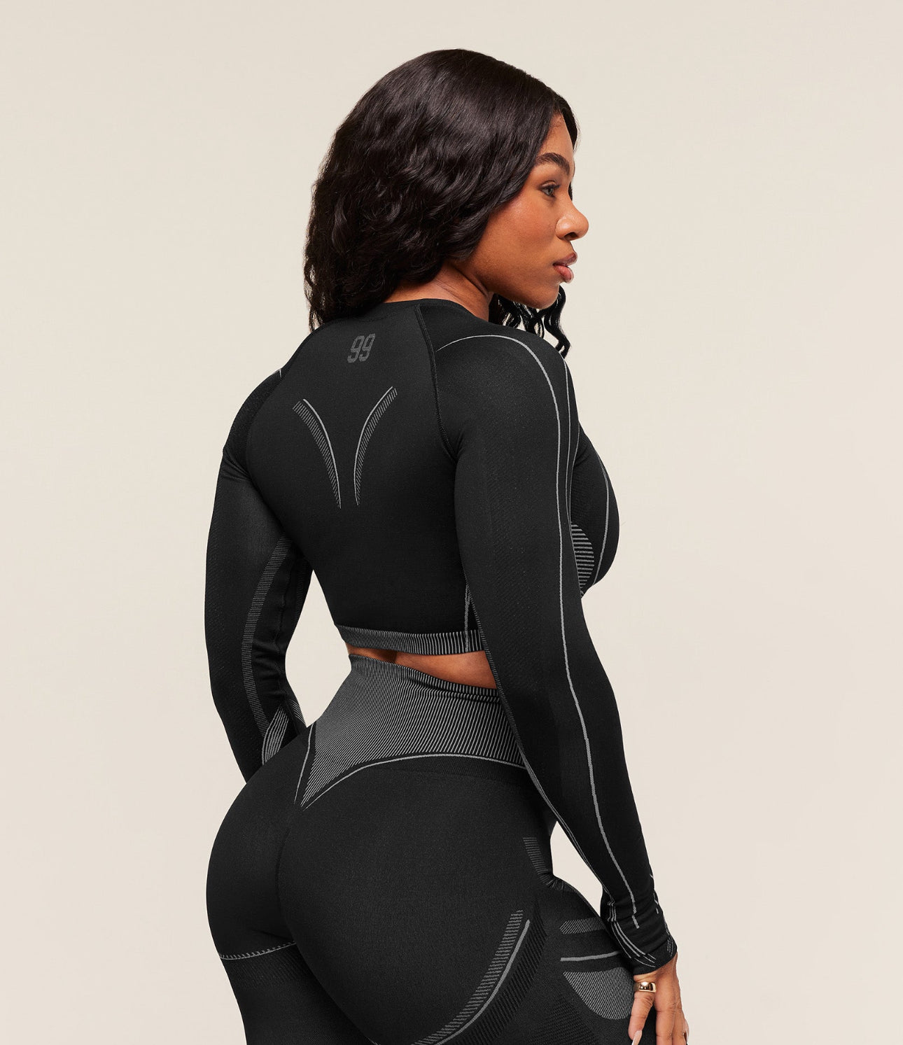 Gymshark x Analis Seamless Long Sleeve Crop Top - Black/Silver Grey