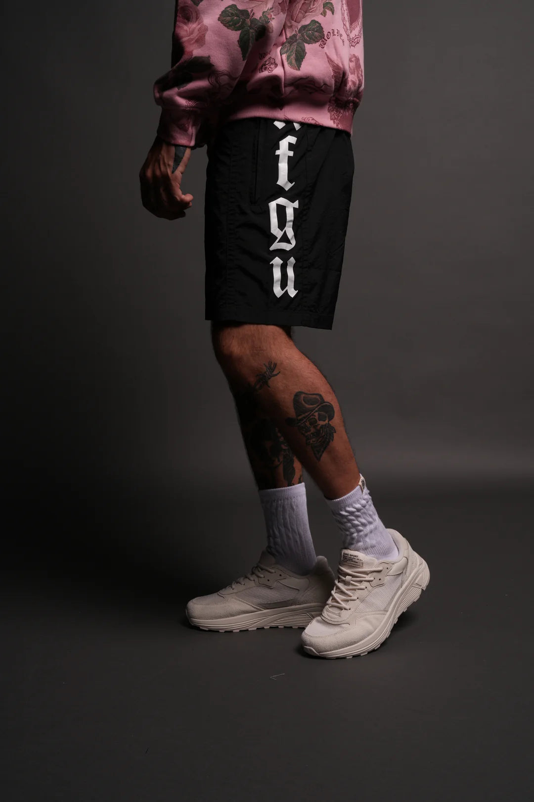 SSDDNFGU REMIND TRACK SHORTS IN BLACK/BLACK
