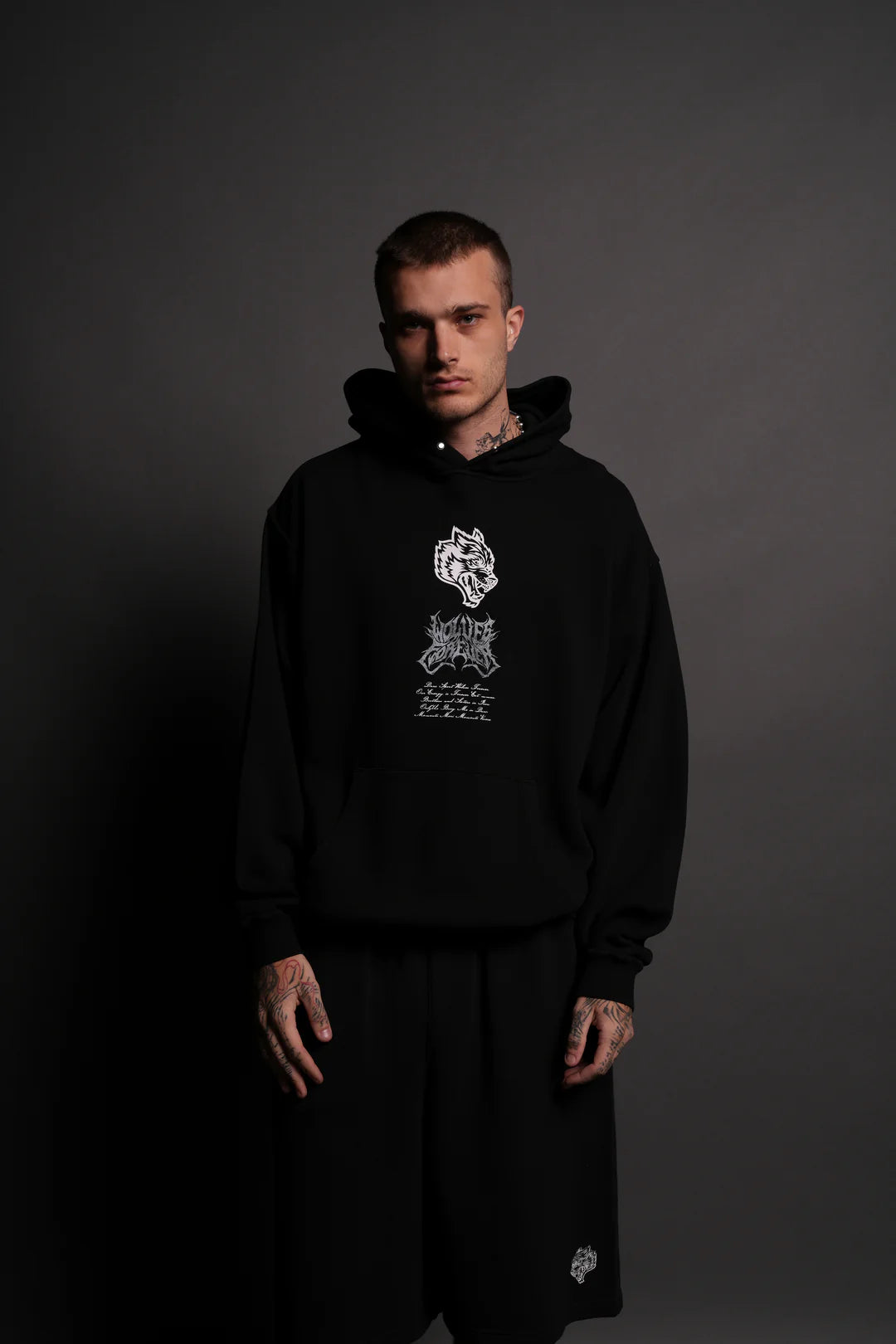 METAL WLVS "PIERCE" HOODIE IN BLACK
