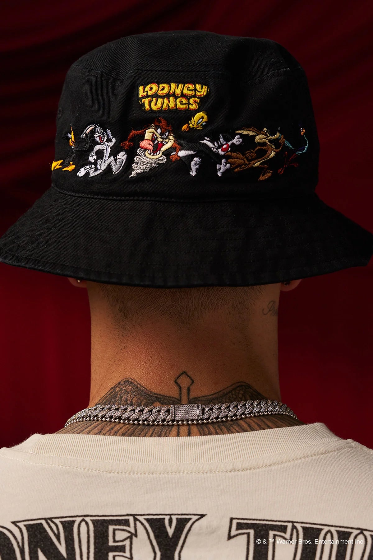 9093 - LOONEY TUNES BUCKET HAT