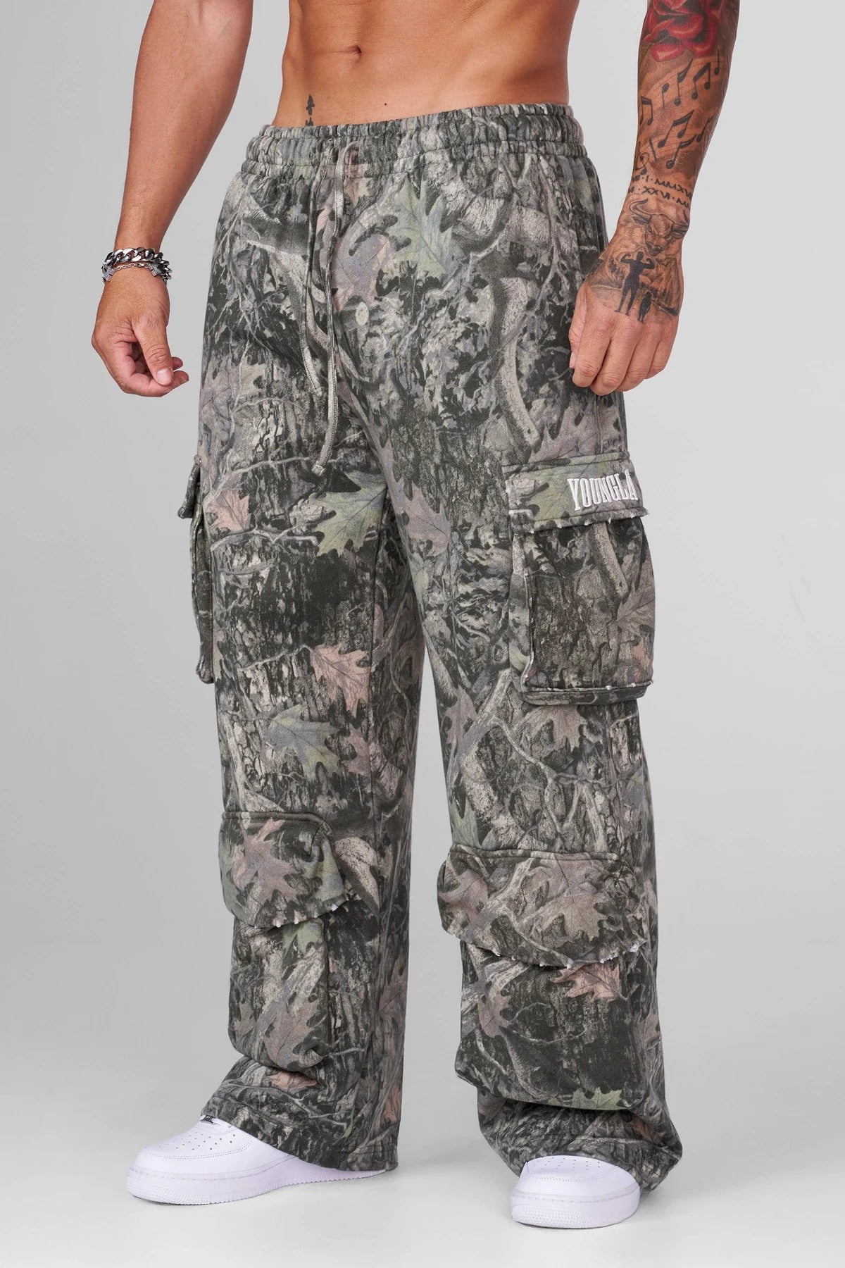 2033 - HERITAGE CARGO SWEATS Black