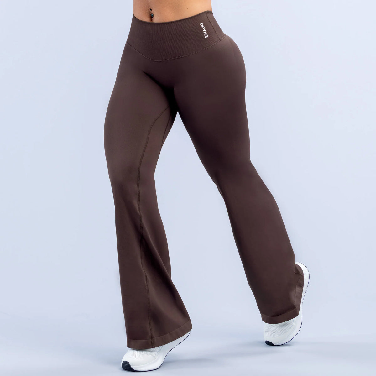 Dynamic Flares | V-Back Chocolate