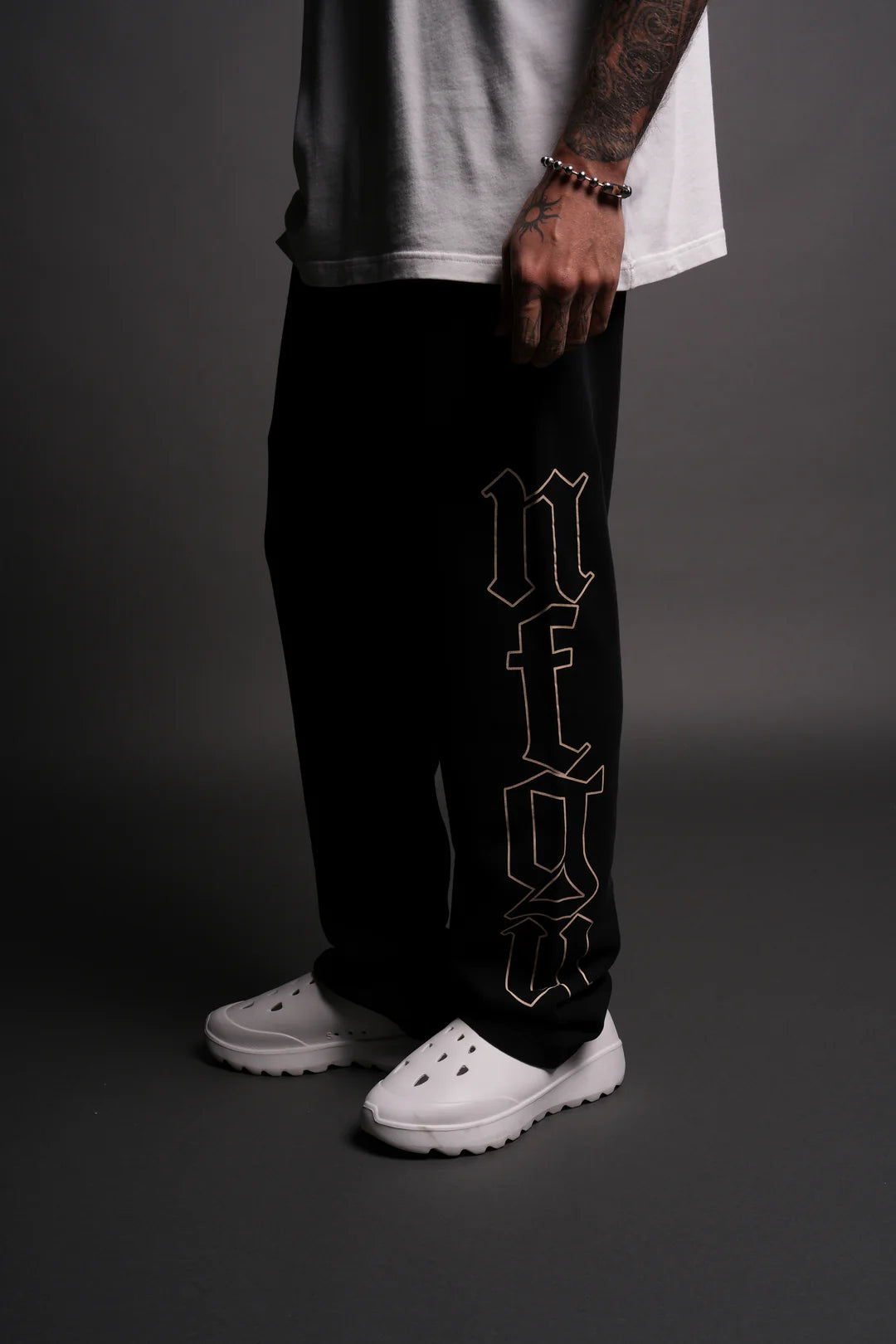 Mantra Bigelow Sweat Pants in Black