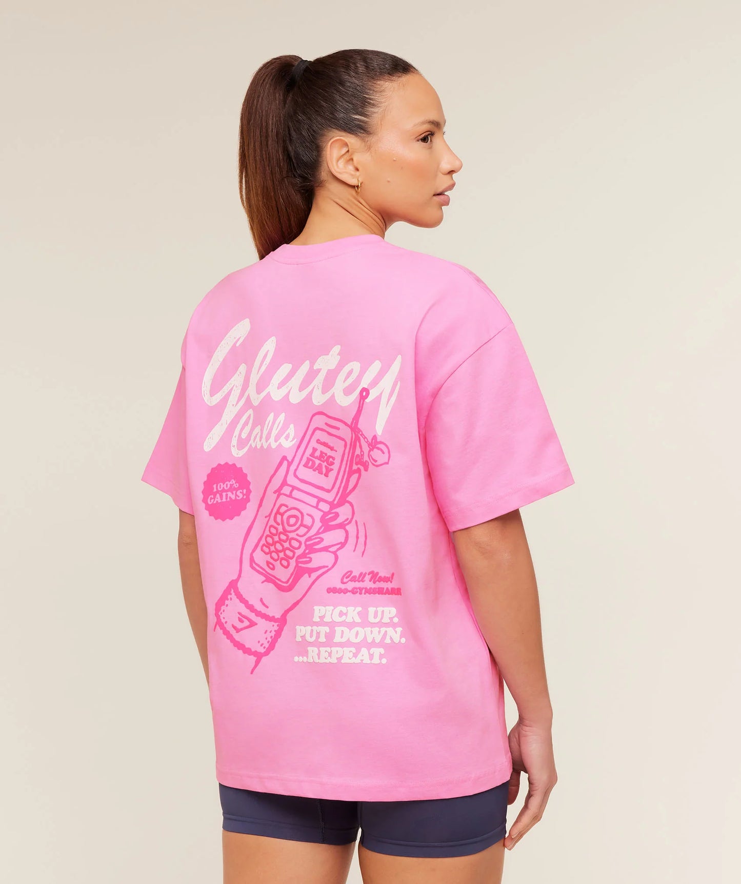 GLUTEY CALLS GRAPHIC T-SHIRT