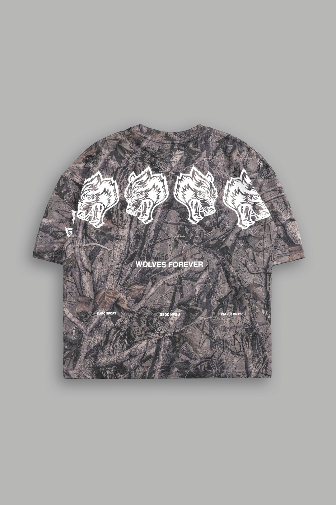 Wolves Have Your Back "Premium" Box
Cut Tee in Driftwood Wolf Forest Camo