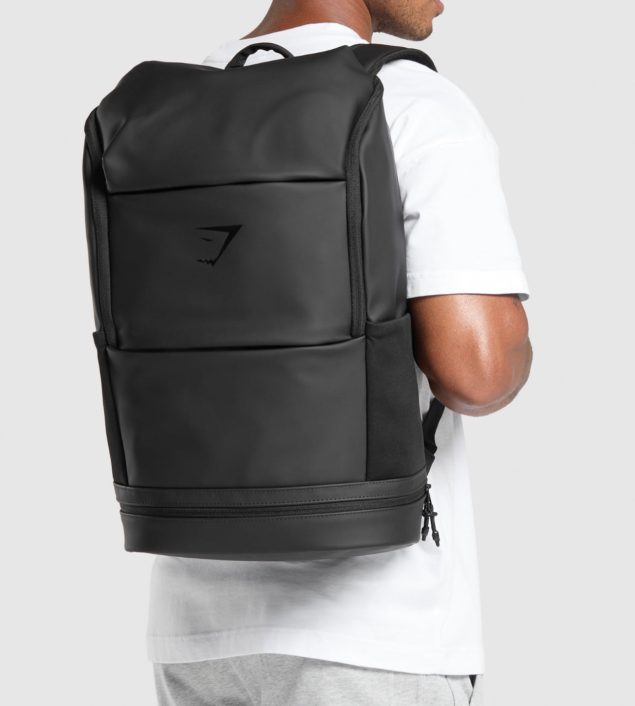 Sleek Backpack - Black