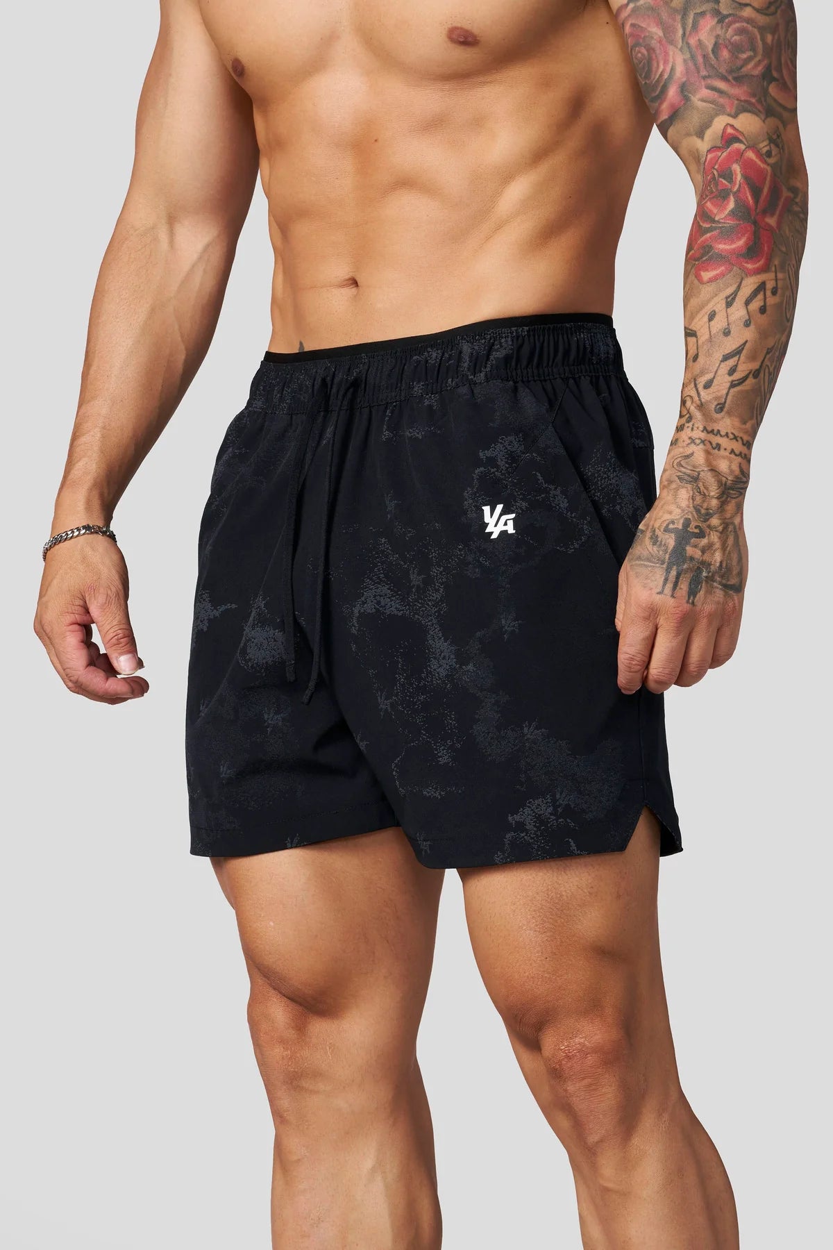 1052 - REFLECTIVE FITNESS SHORTS