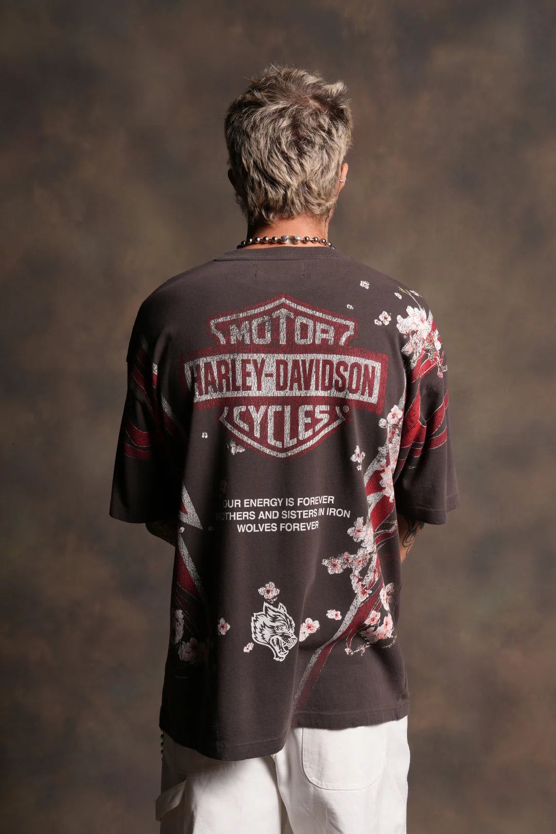 IRON SAKURA PREMIUM TEE IN DARC BROWN DRIFT WASH