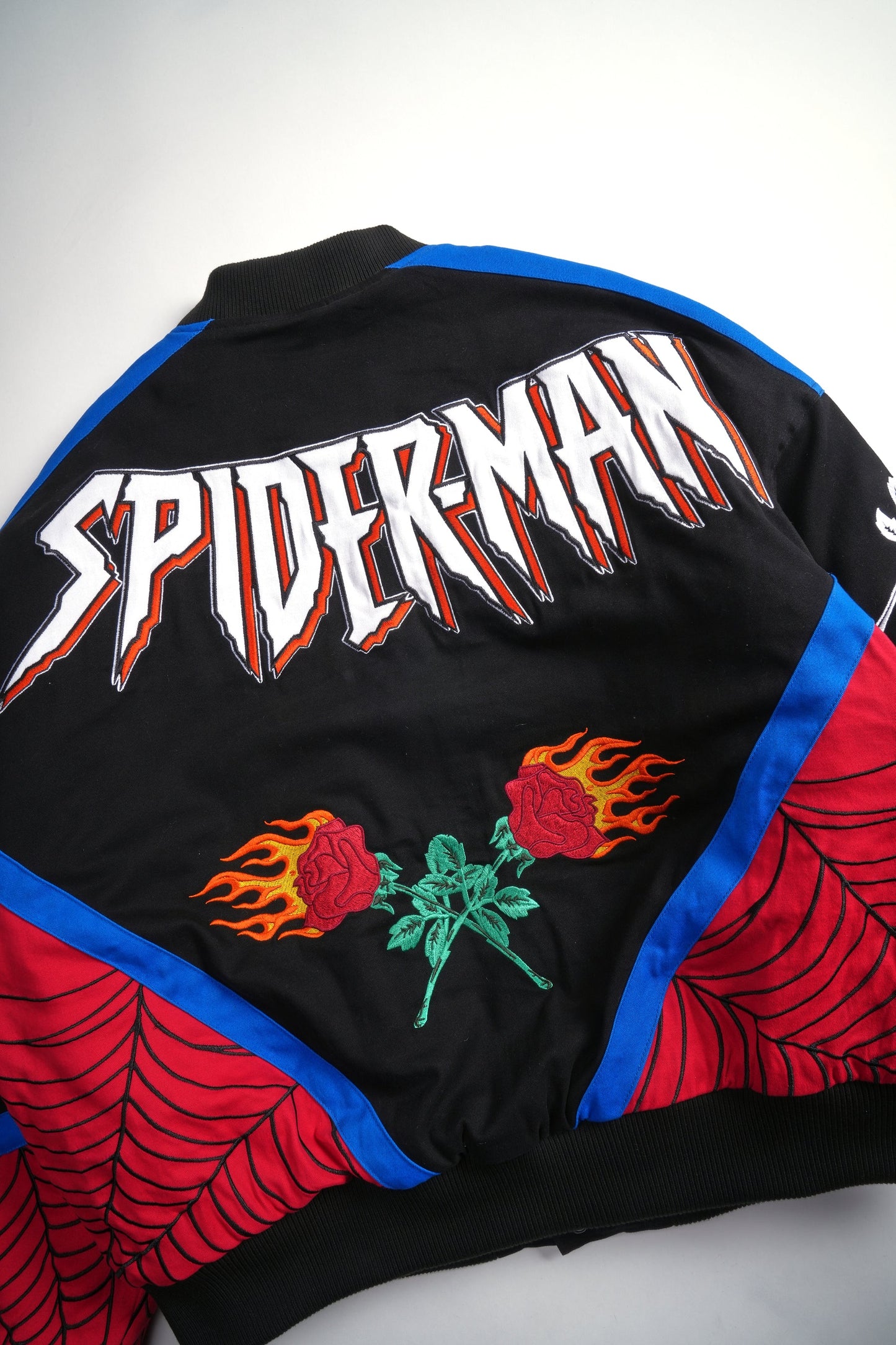 City Swinging Racing Jacket in Black/Blue/Red