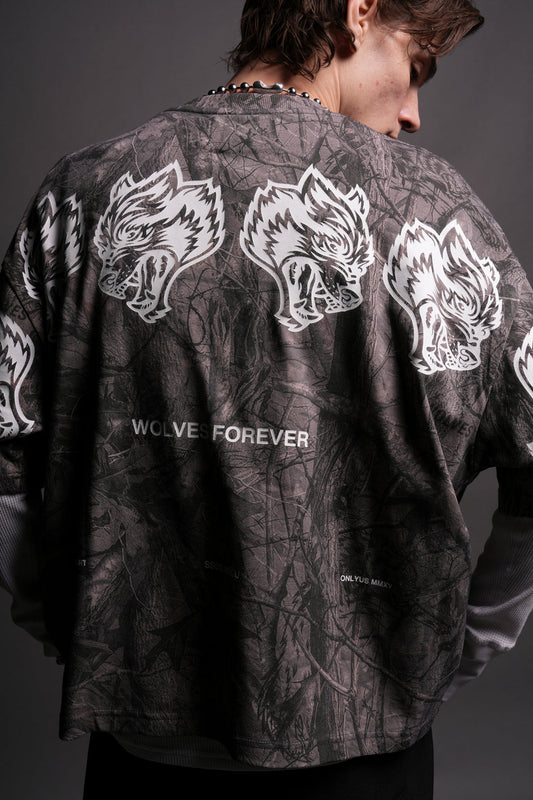 Wolves Have Your Back "Premium" Box
Cut Tee in Driftwood Wolf Forest Camo