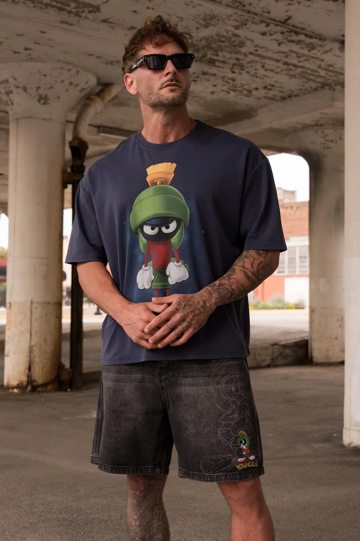4301 - LOONEY TUNES CHARACTER TEES Marvin