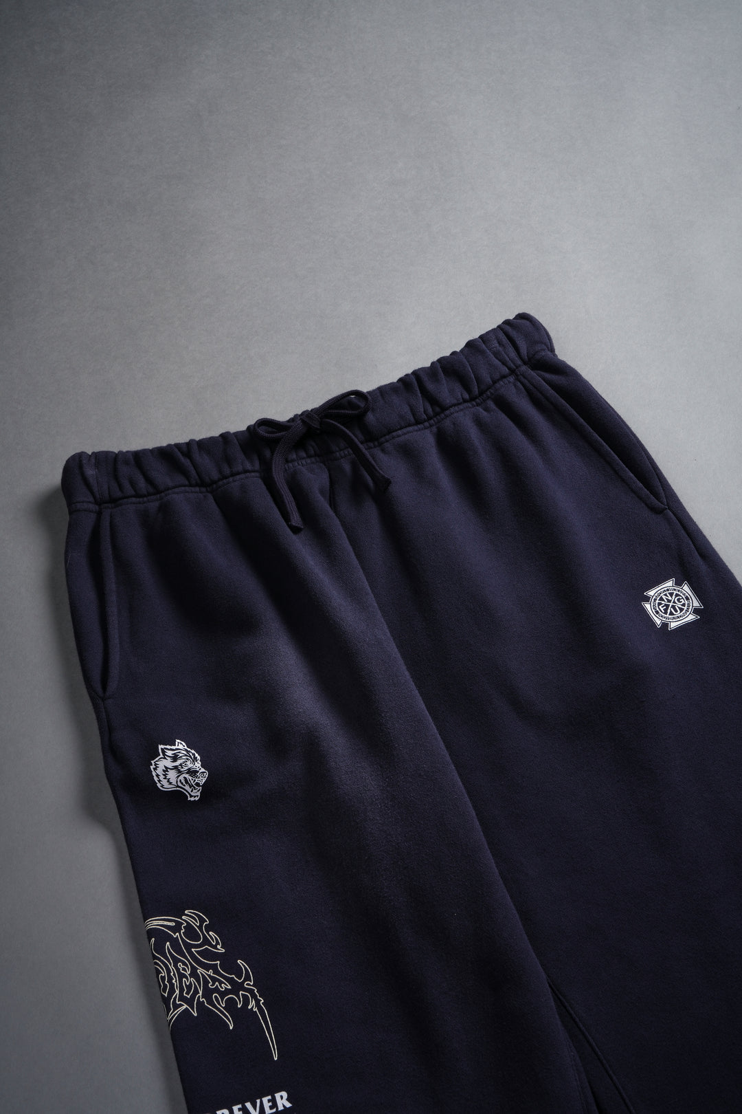 Wolves Hesh Forever Bigelow Sweat
Pants in Nightshade Sun Fade