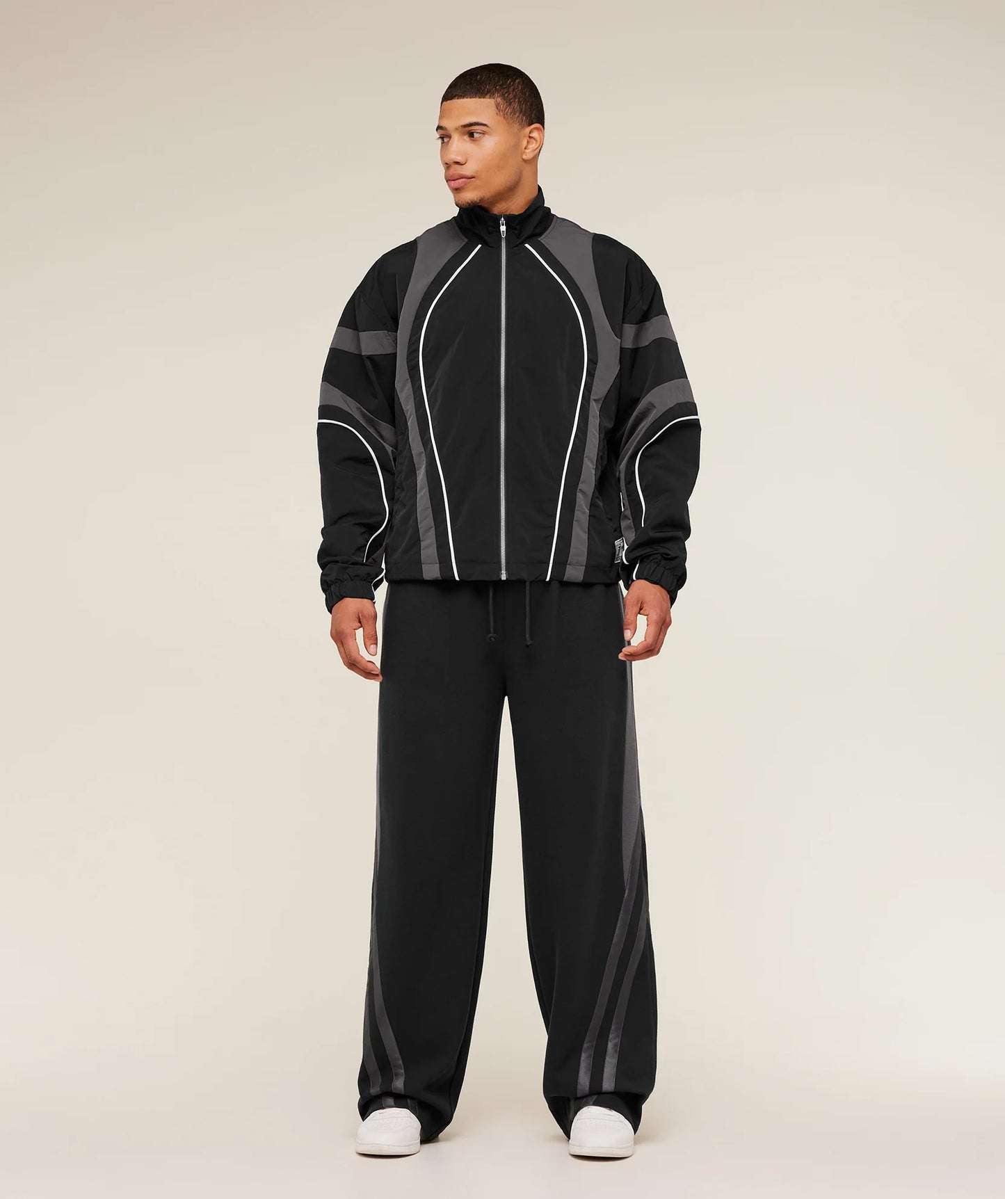 GYMSHARK X CARLOS BELCAST TRACK JACKET - GS BLACK